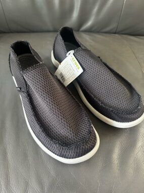 CROCS Men’s Black Slip-On Knit Loafers with White Sole